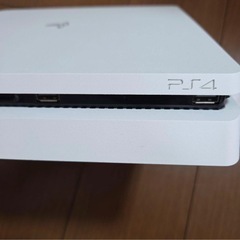 PS4 最終モデル　ホワイトの画像