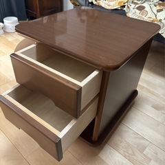 キャスター付サイドテーブル／大川家具   中古の画像