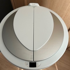 ZITA 正規品　ひらけ、ゴミ箱！ホワイト 自動45Lの画像