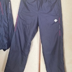 ゴルフウェア上下の画像