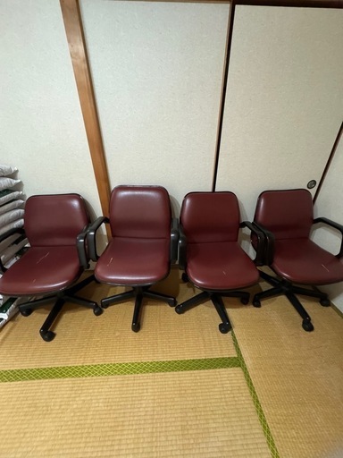 全自動麻雀卓の 麻雀椅子を4席セット