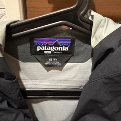 パタゴニアメンズ・グラナイト・クレスト・レイン・ジャケットXSの画像