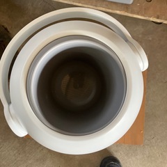 ピジョン　消臭ゴミポット「ステール」　おむつ・ペットシート処理　ホワイトの画像