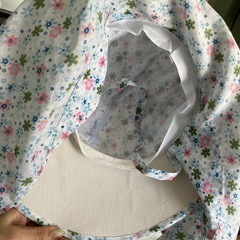 日除け帽子　花柄　ガーデニング　草苅　ほぼ未使用　　の画像