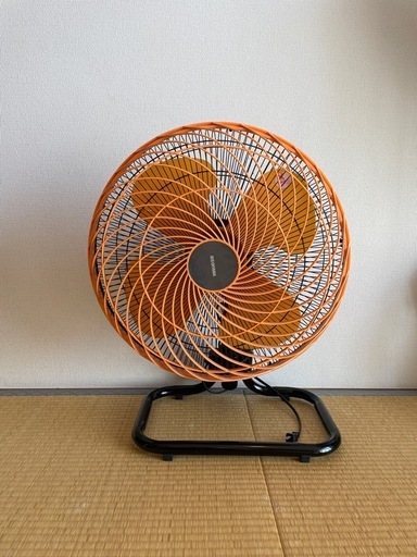 【リフレッシュプロジェクト277/300】業務用扇風機　据え置き型　動きます　未使用に近い　