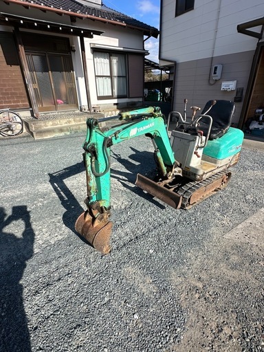 ヤンマーB05 0.03m3