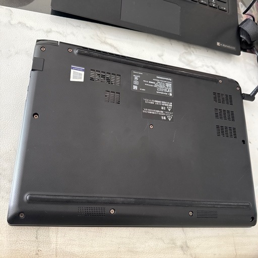 東芝　Dynabook S73/FS第10世代インテルCPU搭載office