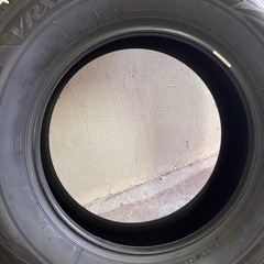 ブリヂストン スタッドレスタイヤVRX2 215 65R 16の画像