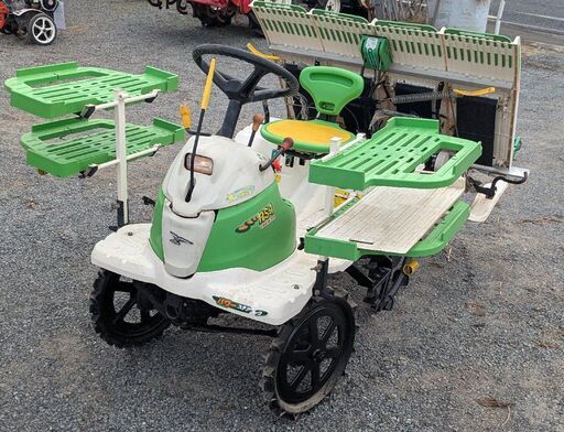 鹿児島発　ヤンマー　4条植乗用田植え機Pes-1