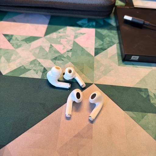 AirPods Pro？とAirPods？