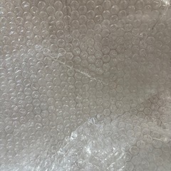 プチプチ緩衝材・梱包材の画像
