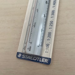 STAEDTLER  三角スケールの画像
