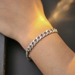  D⭐️新品・未使用⭐️ブレスレット🟪チタニウム製🟪長さ：19cm🟪の画像