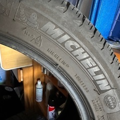 スタッドレスタイヤ アルファードなどにの画像