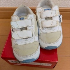 288. PUMA 子供　くつ　13cmの画像