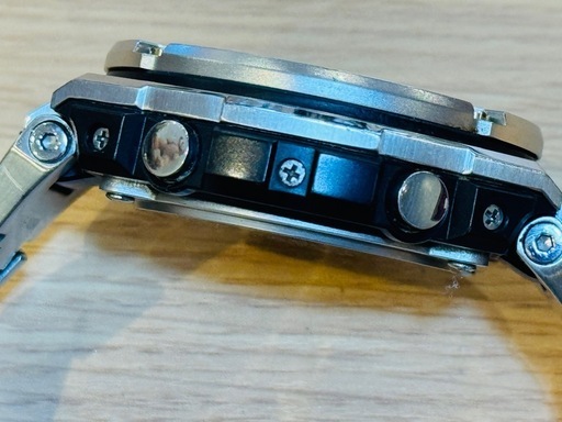 D8010【カシオ】G-SHOCK G-STEEL GST-W110D-1A9JF ソーラー 稼働品