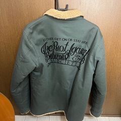 サブサエティアウタージャケットの画像