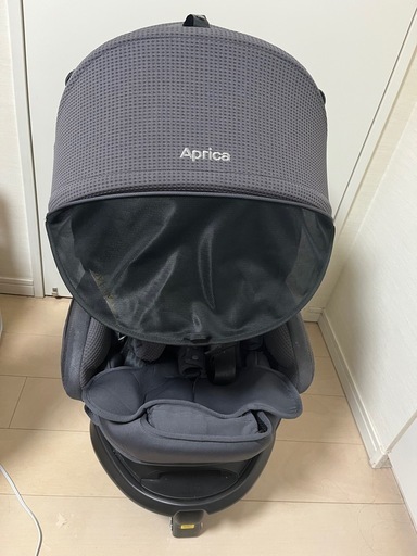 【取引中】Aprica チャイルドシート