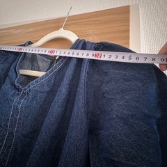 デニムワンピース パフスリーブ ロングワンピース Vネックの画像