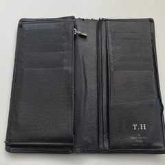 ルイヴィトン 長財布 ブラザ 男女 エピラインの画像