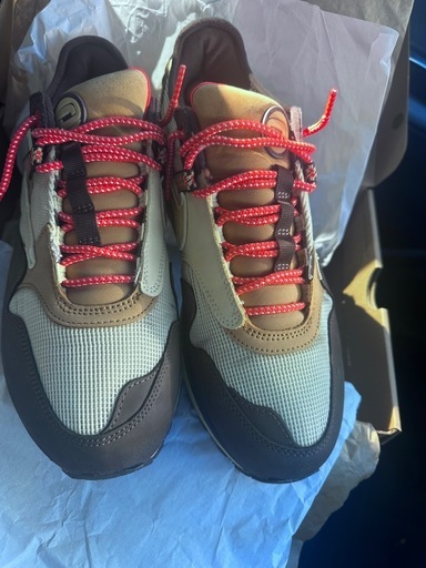 Travis Scott × Nike Air Max 1 