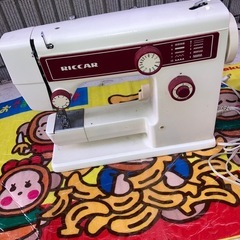 お取引き中　昭和レトロ家電　RICCAR ミシンの画像