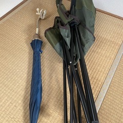 キャンプ　バーベキュー椅子　パラソルセットの画像