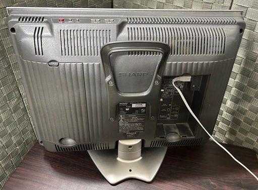 液晶テレビSHARP 2006年製20インチ (カイ) 新潟のテレビ《液晶テレビ