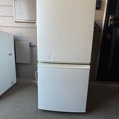 シャープ　冷蔵庫の画像