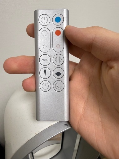 Dyson 空気清浄機能付ファンヒーター HP03