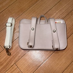 キャリーミーポシェットの画像