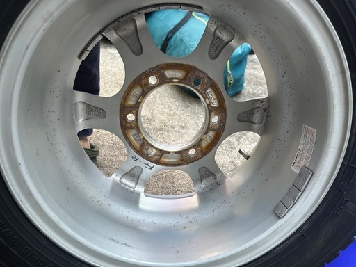 カムロード用ホイール　weds 15×6 1/2JJ OFF28+ T-955KG ハイエースに？