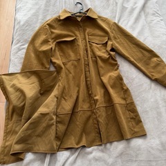 マスタードカラー 長袖シャツワンピースMの画像