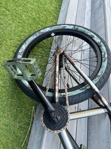 BMX  FITBIKE  CULT 2SHORT 20フレーム