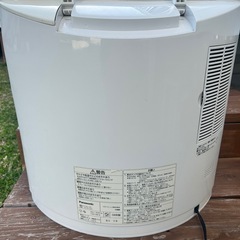 Panasonic 電気ファンヒーターの画像