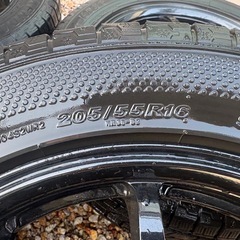 スタッドレスタイヤ　４本セット　205/55/R16の画像