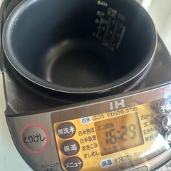 炊飯器の画像