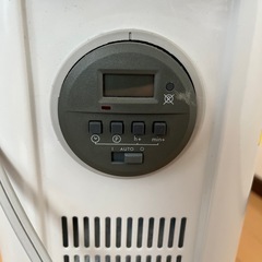 オイルヒーター　
デロンギ製の画像