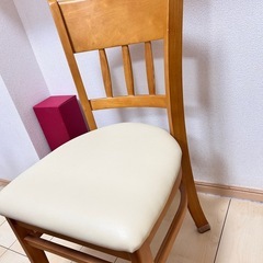 【1/24(土)午前・受取限定】ダイニングテーブルとイス4脚の画像