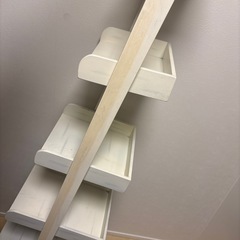 梯子型本棚の画像