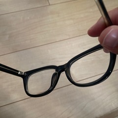 伊達眼鏡の画像