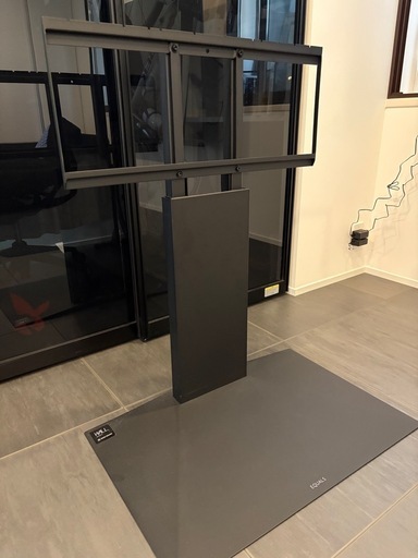 【美品】EQUALS WALL　V3 テレビスタンド ロータイプ 32〜80インチ対応 ブラック 