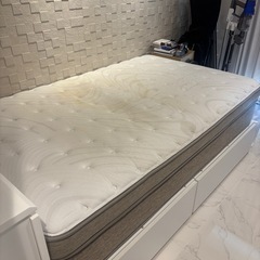 ニトリ　セミダブルマットレス　Nスリープラグジュアリー　の画像