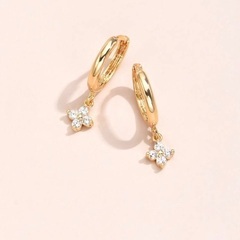 ピアス　ゴールド　フラワーの画像