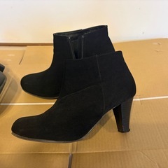 ブーツ2足の画像