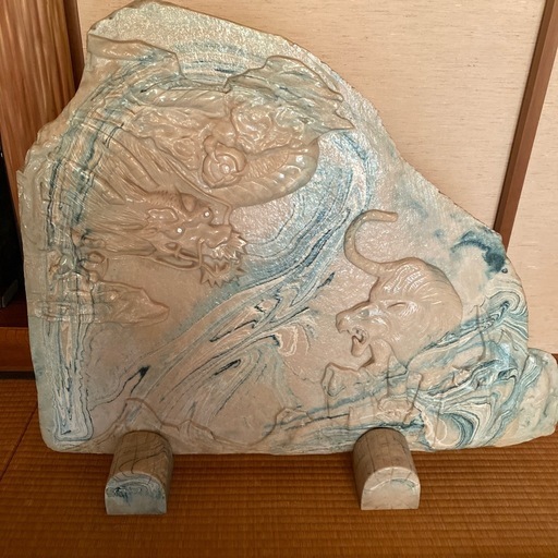 龍の
飾り