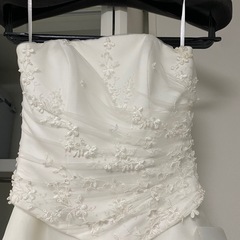 ウェディングドレスの画像