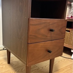 サイドテーブルの画像