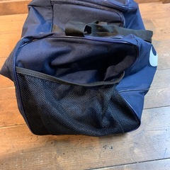 NIKE ボストンバッグ　ネイビーの画像