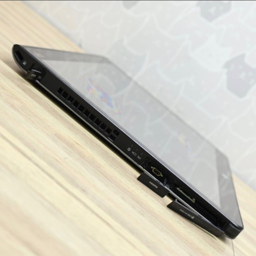 美品　高速　富士通 タブレット core i5   6世帯＋SSD128GB